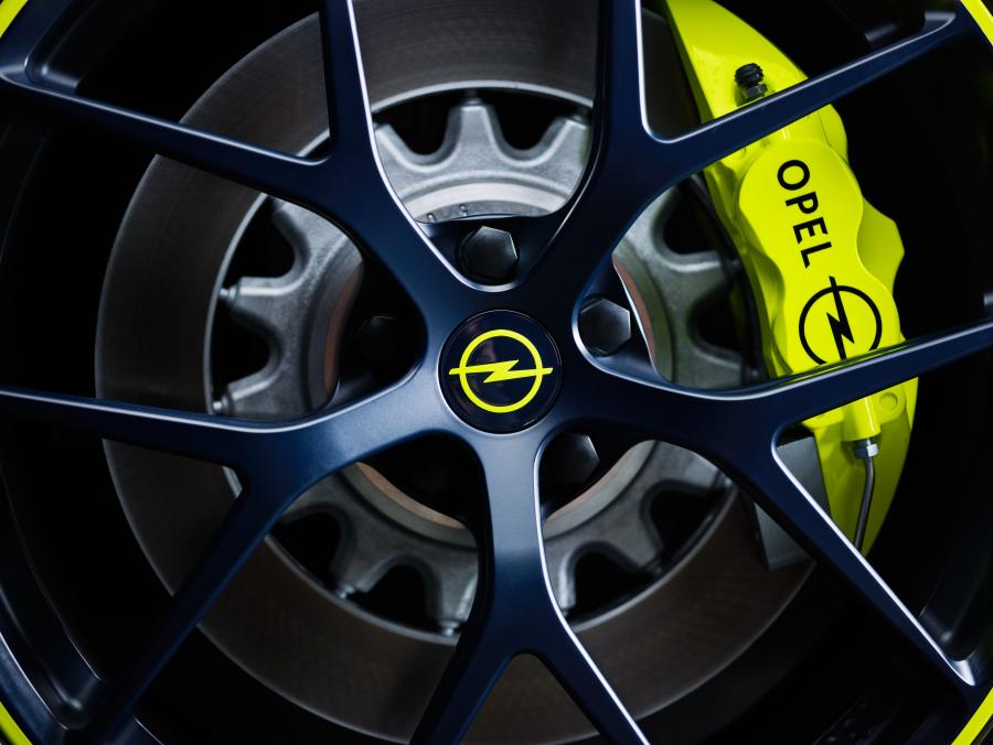 Колеса Opel O-Team Zafira Life 2019 года  (фото 5 из 11)
